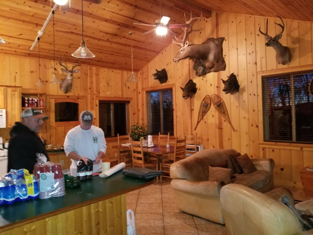 Tule Elk Hunting Lodge